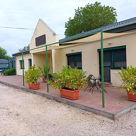 Szarszo Panzio 3* Balatonszarszo