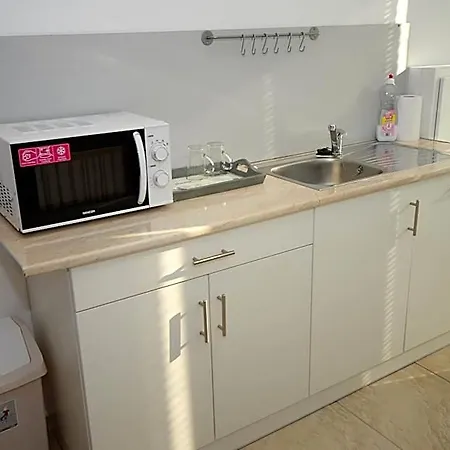 Szarszo Panzio Bed & Breakfast