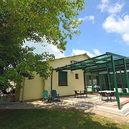 Bed & Breakfast Szarszo Panzio