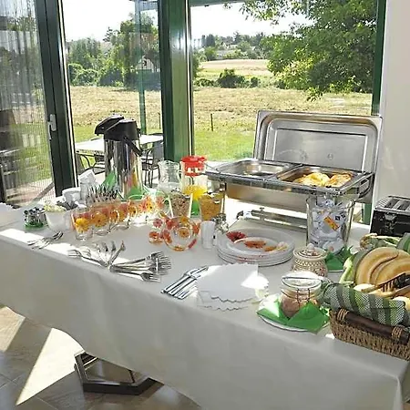 Szarszo Panzio Bed & Breakfast 3*
