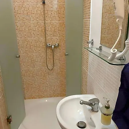 Szarszo Panzio Bed & Breakfast Balatonszarszo