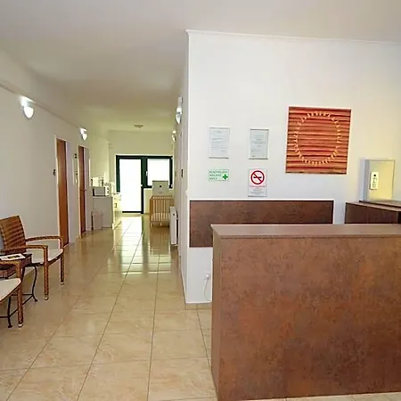 Bed & Breakfast Szarszo Panzio Balatonszarszo