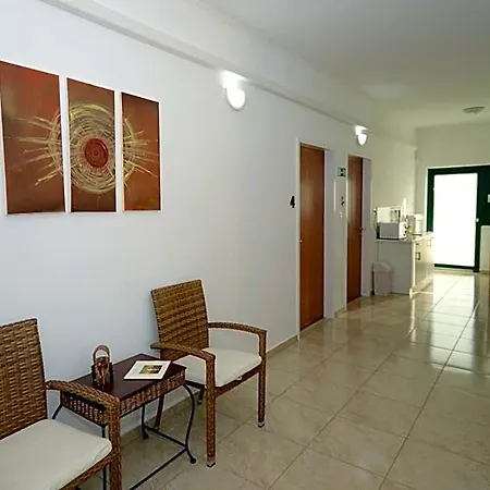 Szarszo Panzio Bed & Breakfast Balatonszarszo