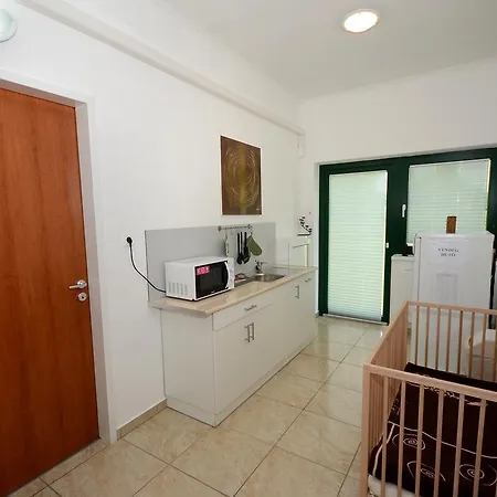 Szarszo Panzio Balatonszarszo