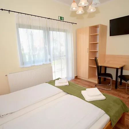 Bed & Breakfast Szarszo Panzio 4*