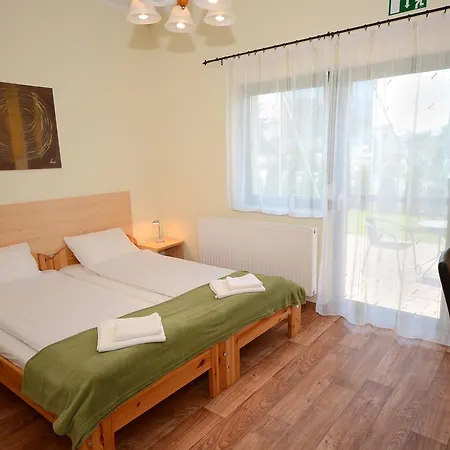 Szárszó Panzió 4*