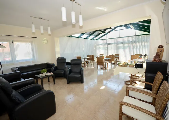 Szarszo Panzio Balatonszarszo