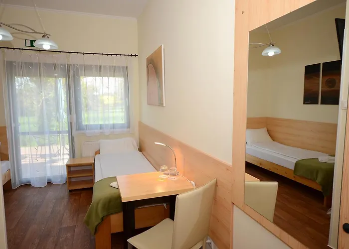 Frühstückspension Szarszo Panzio 4*