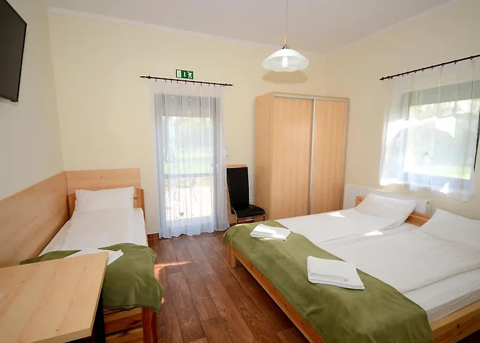 Szarszo Panzio Balatonszarszo