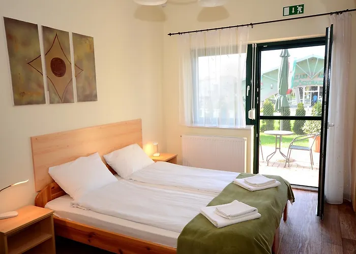 Szarszo Panzio Frühstückspension 4*