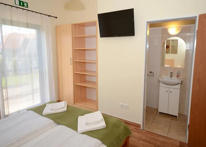 Szarszo Panzio Frühstückspension 4*