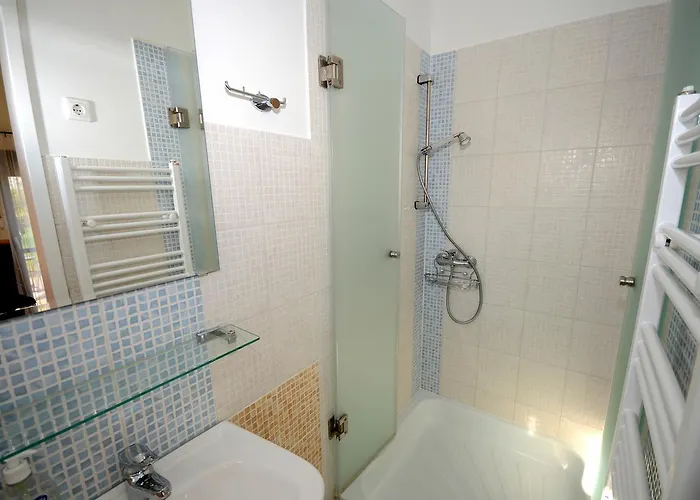 Szarszo Panzio Bed & Breakfast