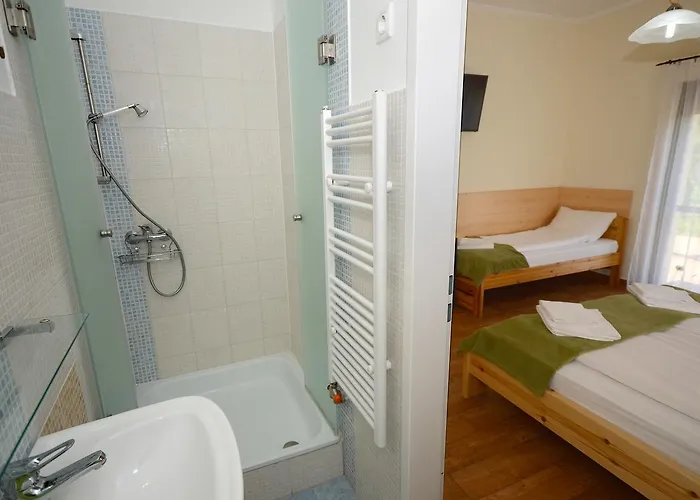 Bed & Breakfast Szarszo Panzio Balatonszarszo